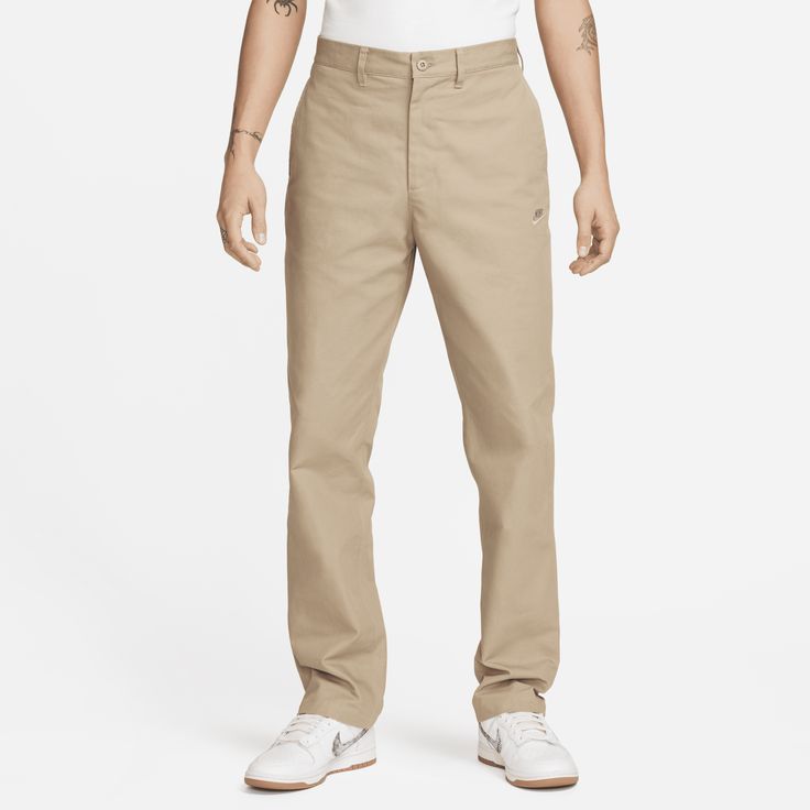 Keep it classic in a pair of these durable cotton canvas chinos from our Nike Club collection. The straight-leg, relaxed fit is designed to feel comfy through the seat and thighs. Pull them on with a polo or tee and your favorite Nike sneakers for a classic look you can wear anywhere. Classic Cargo Pants For Streetwear With Straight Hem, Classic Cargo Pants With Straight Hem For Streetwear, Classic Straight Hem Cargo Pants For Streetwear, Classic Cargo Pants Relaxed Fit For Streetwear, Classic Relaxed Fit Cargo Pants In Chino Cotton Twill, Classic Cargo Pants For Streetwear, Tapered Leg Chino Cotton Twill Chinos For Streetwear, Classic Cargo Pants With Welt Pockets For Streetwear, Classic Cotton Cargo Pants For Streetwear