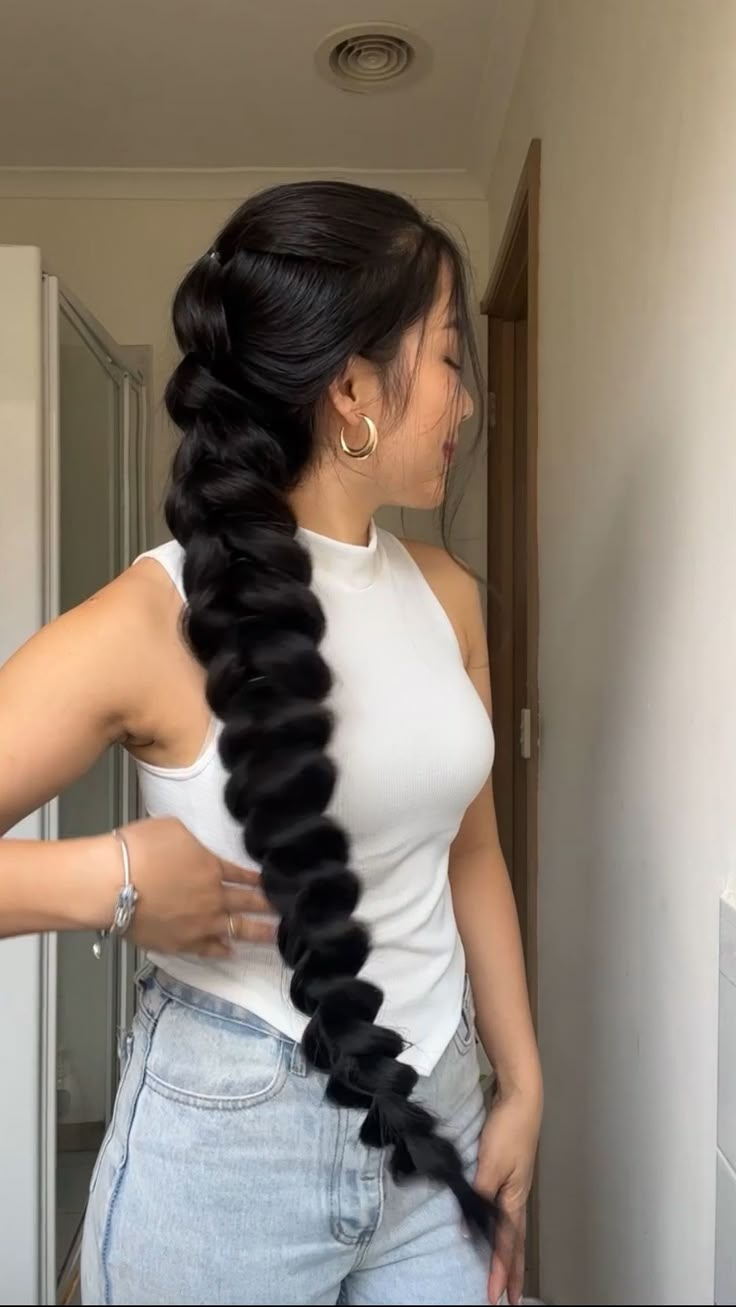 happi.pham on Instagram: How I do pull-through braid / tết tóc công chúa tóc mây . . . . . . . #hairstyles #braidedhairstyles #longhair #rapunzel #longhairdocare… Long Princess Hairstyles, Very Long Hair Braid, Rupanzel Hairstyle, Princess Braids Tutorial, Long Loose Braid, Rapunzel Braid Tutorial, Rapunzel Hair Braid, Princess Braid Hairstyles, Hairstyles For Extra Long Hair