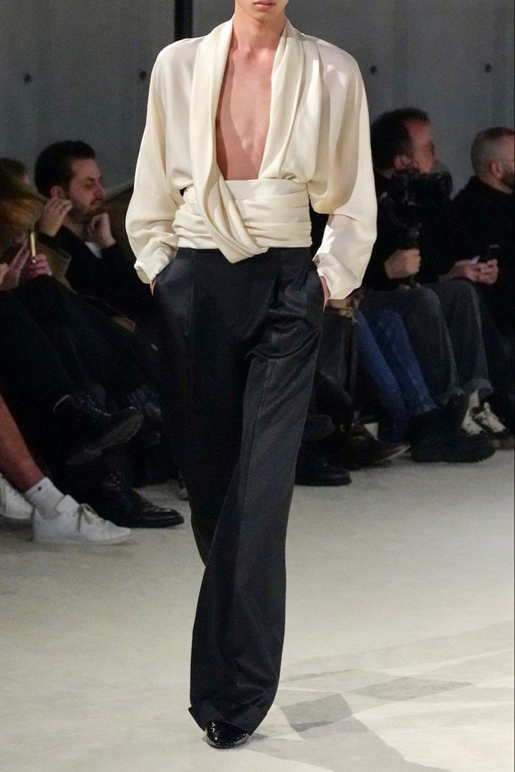 saint laurent fall 2023 menswear Art Deco Outfit Men, Aesthetic Male Formal Outfits, Saint Laurent Fall 2023 Menswear, Silk Outfits Men, Men’s Parisian Fashion, Ludovic Saint Sernin Men, Male Runway Outfits, Backless Men Outfit, Hermes Outfit Men