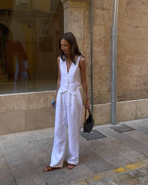 Classic Summer Outfits, 2 Pieces Outfits, Low Waisted Pants, Pieces Outfits, Vest Tops, Women's Suits, Gowns Of Elegance, Vest White, Sleeveless Vest