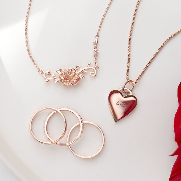 Beautiful and elegant, this gorgeous Rose Gold Roses Necklace inspired by Disney Princess Belle, is a simplistic Necklace perfect for wearing alone or layering with your favorite Origami Owl Rose Gold Necklaces. Feminine Rose Gold Necklace Gift For Her, Rose Necklaces For Valentine's Day, Rose Gold Jewelry With Roses For Her, Dainty Rose-colored Jewelry With Rose Design, Valentine's Day Rose Gold Jewelry With Roses, Rose Gold Charm Necklace With Flower Pendant, Feminine Jewelry With Rose Design For Gifts, Valentine's Day Rose Gold Charm Necklace With Delicate Chain, Feminine Rose Gold Jewelry With Rose Design