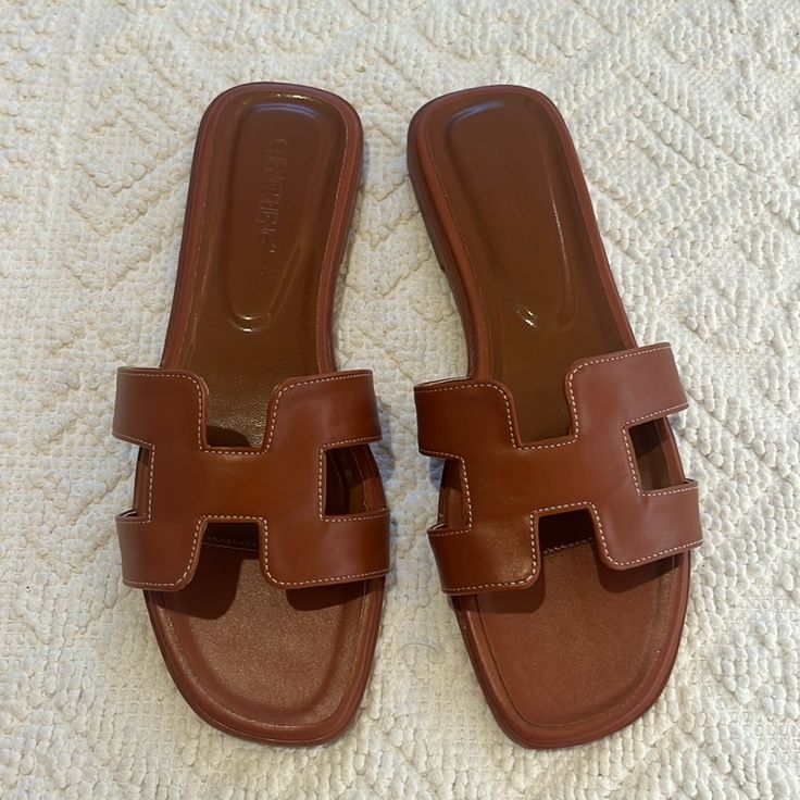 Never Worn, Too Big On Me (I’m Usually A 7.5/8), Best For A Wide Foot Classic Tan Sandals For Spring, Classic Tan Sandals For Summer, Tan Cushioned Sandals For Summer, Summer Tan Closed Toe Sandals, Summer Tan Closed-toe Sandals, Tan Flat Sandals For Spring, Flat Tan Sandals For Spring, Tan Slip-on Sandals For Spring, Tan Flat Heel Sandals For Spring