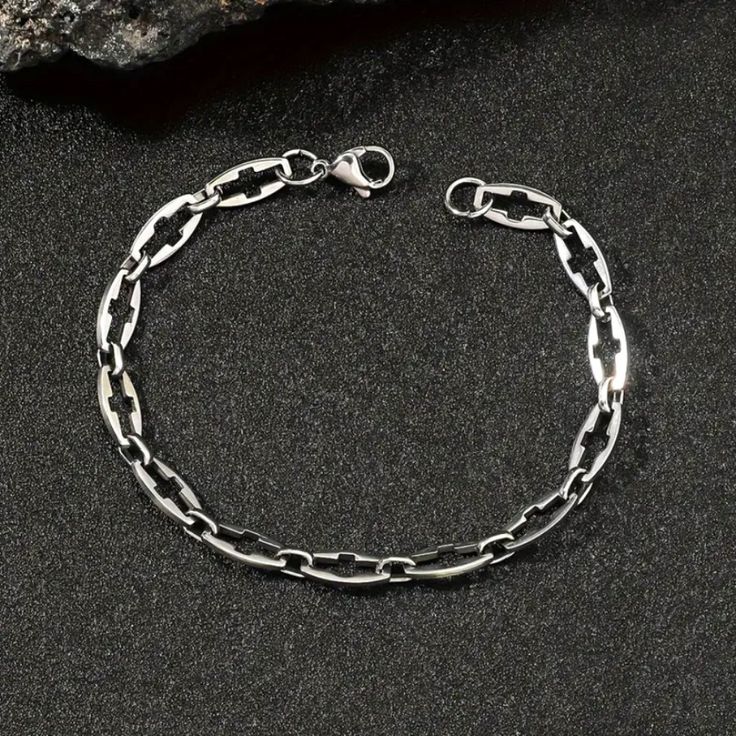 Brand New Men's White Gold Chain Cross Link Bracelet Genuine 14k White Gold Plated Sterling Silver Length - 8" (Most Common Men's Size) 6mm Width Retail Price $300 Buy With Confidence From A Trusted Seller With A 99%+ Feedback Rating! A0148 (Id-633-) Gold Chain Cross, Mens Accessories Bracelet, Jewelry Cross, White Gold Chain, White Gold Chains, Mens Accessories Jewelry, Cross Jewelry, Silver Man, Gold Plated Sterling Silver