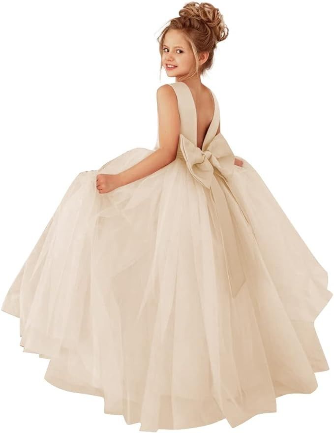 Amazon.com: MCieloLuna Flower Girls Tulle Wedding Bridesmaid Party First Communion Dress Pearls Princess Ball Gowns with Bow-knot Champagne Size 4: Clothing, Shoes & Jewelry Satin Flower Girl Dresses, Champagne Flower Girl Dress, Kids Bridesmaid Dress, Champagne Flower Girl, Cheap Party Dresses, Girls Dresses Online, Dress For Wedding, Tulle Flower Girl, Prom Ball Gown