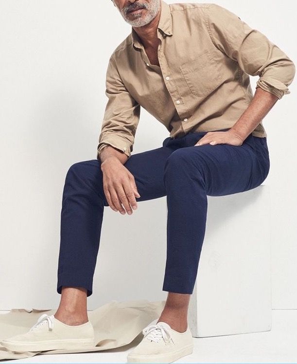 Mens Navy Blue Chinos Outfit, Men’s Blue Pants Outfit, Dark Pants Outfit Men, Men’s Navy Chino Outfit, Blue Trousers Outfit Men Casual, Mens Navy Chinos Outfits, Navy Chinos Men Outfits Casual, Mens Blue Chinos Outfits, Navy Dress Pants Outfit Mens