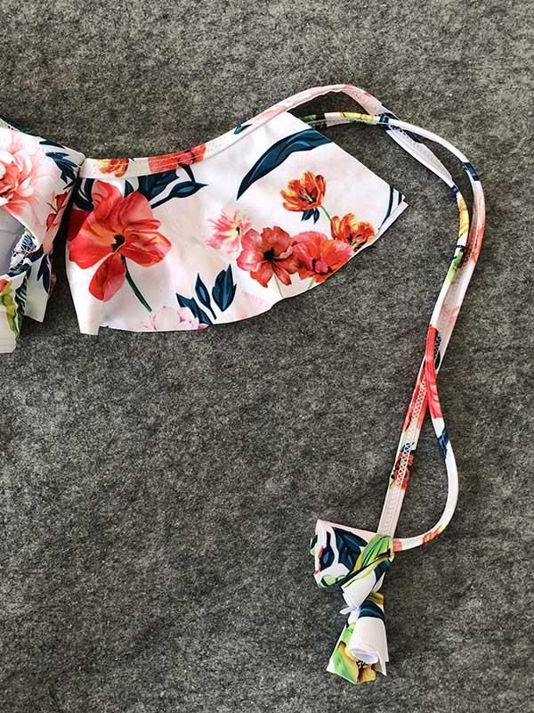 Sku CY-!24578 Material Polyester Style Bralette , Padded Feature Floral , Printed Occasion Beach , Hot Springs , Swimming Pool Type Bikini Swimsuit Color PRINTING Size S,M,L,XL Size chart: Please consult the size chart we provide for this item's measurements to help you decide which size to buy. Please note: There may be 1-3cm differ due to manual measurement. Inch Bust Waist Hips S 35.04-36.61 26.38-27.56 35.43-37.01 M 36.61-38.19 27.56-28.74 37.01-38.19 L 38.19-39.37 28.74-29.92 38.19-39.76 XL 39.37-40.55 29.92-31.10 39.76-41.34 Summer Bandeau Swimwear With Floral Print, Floral Bandeau Swimwear For Beach, Beachy Bandeau Swimwear With Floral Print, Spring Printed Bandeau Swimwear, Bandeau Swimwear With Floral Print For Vacation, Bandeau Swimwear With Floral Print For Pool, Vacation Bandeau Swimwear With Floral Print, Printed Bandeau Swimwear For Summer, Summer Bandeau Swimwear With Print