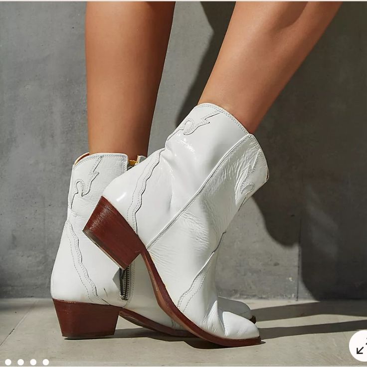 New Frontier Western Boot White Casual Flat Heel Heels, Casual White Flat Heel Heels, Casual White Flat Heels, White Low Heel Boots For Summer, White Low Heel Summer Boots, White Casual Heels Medium Width, Casual White Heels Medium Width, White Low Heel Boots With Reinforced Heel, Casual Heels With Contrasting Heel Counter For Fall