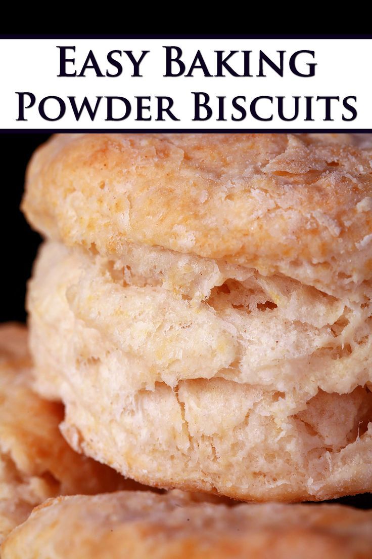 A plate of tall, flaky baking powder biscuits. Baking Powder Biscuits Recipe, Easy Biscuits Recipe, Biscuits Without Baking Powder, Simple Biscuit Recipe, Homemade Baking Powder, Easy Biscuits, Flour Biscuits, Baking Powder Biscuits, Baking Power