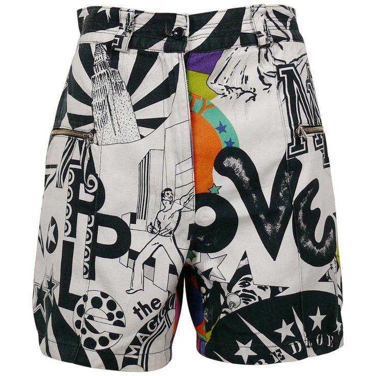 VERSACE JEANS COUTURE vintage Manhattan New York City graffiti prints shorts. These shorts feature : - Black, white and grey prints on front. - Colourful prints on back. - Button and zipper closure at the front. - Belt loops, 2 front zippered pockets. - No lining. Label reads VERSACE JEANS COUTURE. Made in Italy. Size tag reads : 32/46. Please refer to measurements. Composition tags read : 100% Cotton. Indicative measurements taken laid flat (double waist and hips) : waist approx. 34 cm (13.39 i Casual White Bottoms With Graffiti Print, White Printed Short Bottoms, Summer Cotton Bottoms With Graffiti Print, White Printed Shorts, Retro Multicolor Bottoms With Graphic Print, Retro White Printed Bottoms, Multicolor Letter Print Short Bottoms, Summer Graffiti Print Bottoms, White Graphic Print Short Bottoms