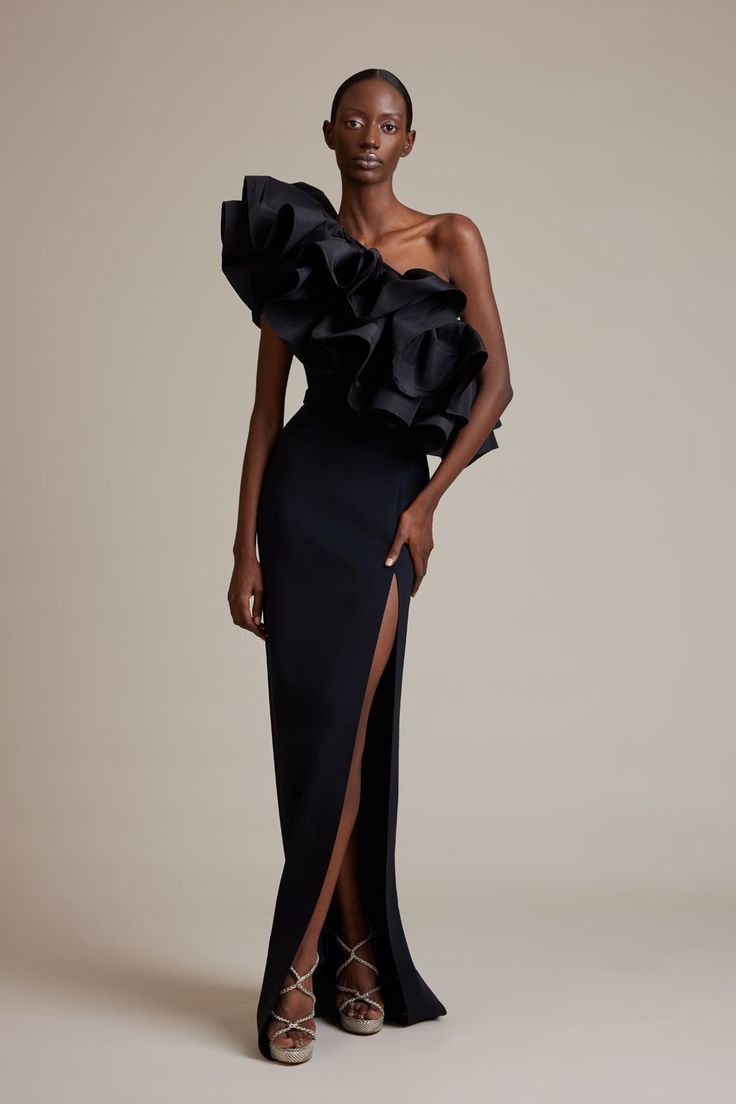 Please email to discuss custom color options info@wdrobeapparel.com True to size 68% polyamide | 32% elastane Made in Toronto | Fabric milled in Italy Dry Clean Only *Note that made-to-order pieces take 22 - 26 weeks to ship. Necklines For Wide Shoulders, Black Tie Black Dress, Black Gowns, Black Tie Wedding Party, Black Tie Dresses, Black Bridesmaid Dress, Black Couture Gown, Black And White Gown, Black Dress Formal