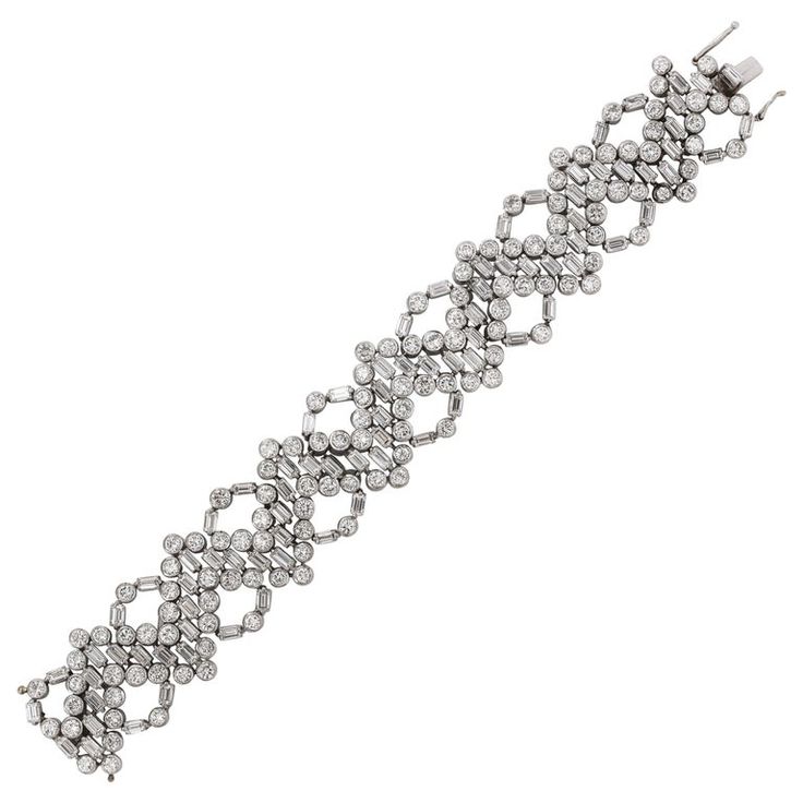 Diamond White Platinum Bracelet With Baguette Diamonds, Platinum Diamond Bracelet With Baguette Diamonds In Diamond White, Evening Diamond Tennis Bracelet With Brilliant Cut, Diamond Tennis Bracelet For Evening, Silver Round Diamond Bracelet With Baguette Diamonds, Elegant Silver Diamond Bracelet With Baguette Diamonds, Evening Diamond Bracelet With Brilliant Cut, Silver Bracelets With Baguette Diamonds, Evening Diamond Cut Diamond Bracelets