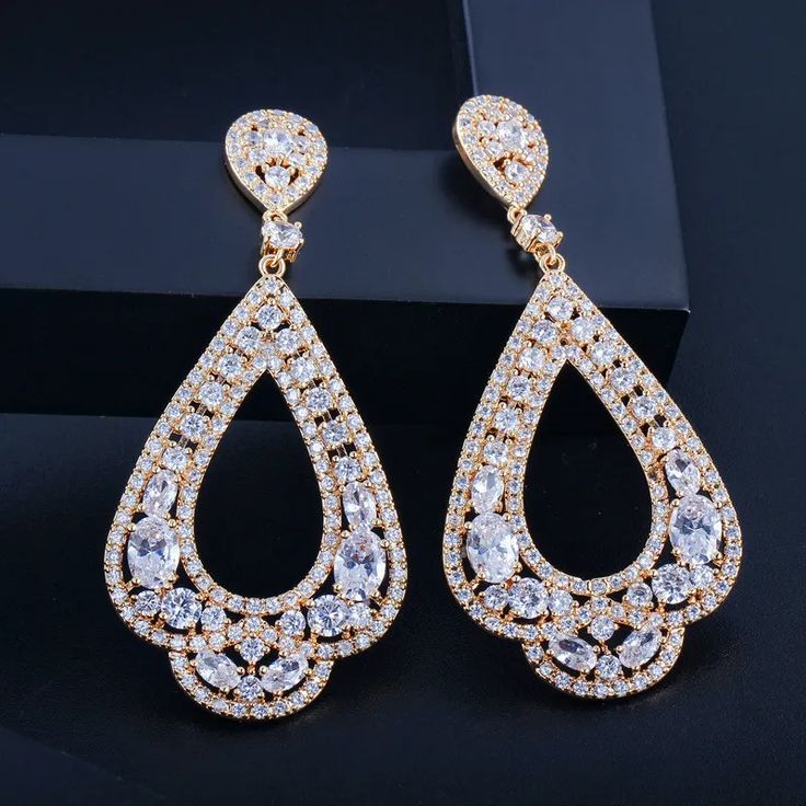 If you re looking for a fine jewelry which looks sepecial, precious stone please consider cubic zirconia earrings /Party Earrings