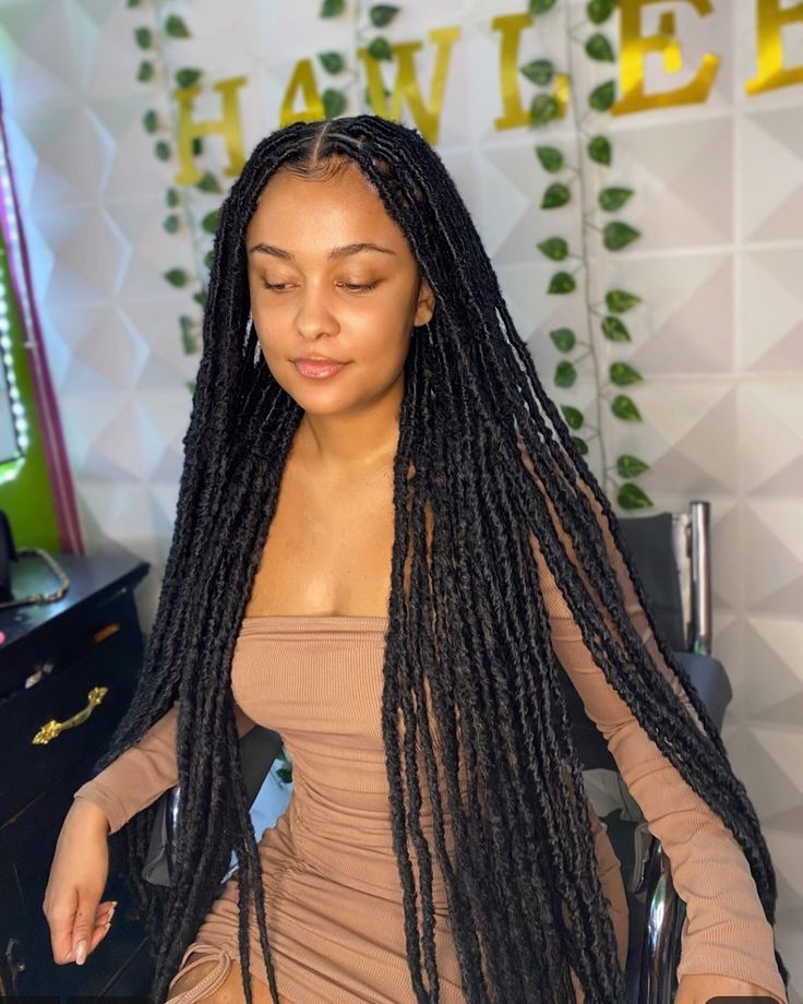 Unlock the secrets of Faux Locs with our comprehensive guide! Learn how to create the perfect style, discover top trends, and master the art of this stunning protective hairstyle. Click the article link for more photos and inspiration like this // Photo Credit: Instagram @hawlee_creation // #butterflyfauxlocs #crochetfauxlocs #fauxlocs #fauxlocshair #fauxlocsinspiration #goddessfauxlocs #hair #hairart Goddess Braids Faux Locs, Cute Faux Locs Hairstyles, Faux Locs Hairstyles For Women Long, Aesthetic Faux Locs, Styling Faux Locs Hairstyles, False Locs, Faux Locks Hairstyle, Marley Faux Locs, December Braids