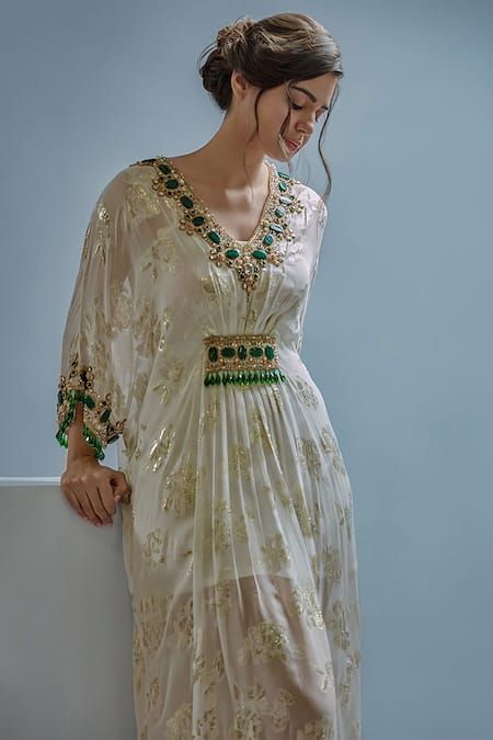 Buy White Lamhe Embroidery Bead V Neck Baroque Floral Kaftan For Women by Cherie D Online at Aza Fashions. Kaftan Pattern, Baroque Floral, White Kaftan, Kaftan For Women, Kaftan Designs, Long Kaftan, Pant Set For Women, Draped Skirt, Boutique Dress Designs