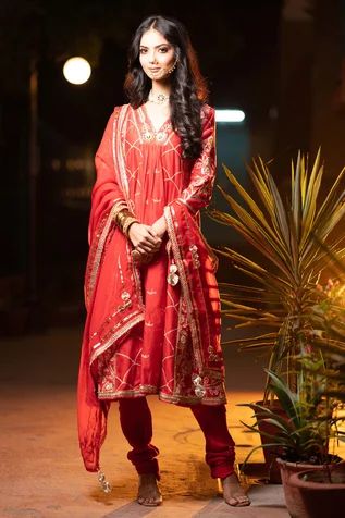 Shop for Leela by A Chanderi Gota Embroidered Kurta Set for Women Online at Aza Fashions Sheer Dupatta, Red Kurta, Kurta Set For Women, Embroidery Floral, Pattern Embroidery, Fashion App, Churidar, Kurta Set, Set For Women