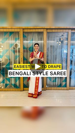 White And Red Saree Blouse Designs, Bengali Blouse Designs Latest, Bengali Red And White Saree Look Simple, How To Wear Bengali Saree, Bangali Saree Style Saris, Bangoli Saree Traditional Look, Bandhej Blouse Designs Latest, Bengali Traditional Look, Bengali Outfit