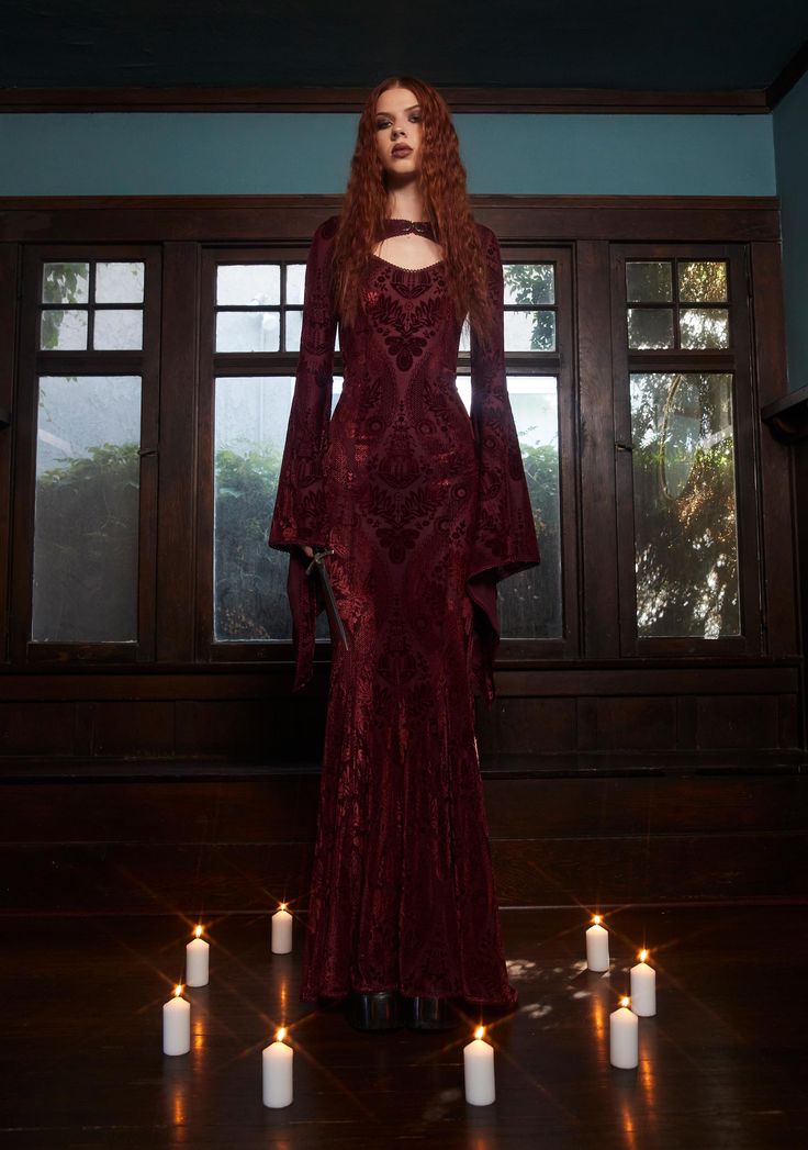 Widow Goth Velvet Flocked Maxi Dress And Shrug Set - Dark Red Six Of Crows Inspired Outfits, Dark Red Gown, Goth Wedding Dresses, Gothic Gowns, Elegant Goth, Vampire Dress, Dark Red Dresses, Sleeve Shrug, Style Aesthetics