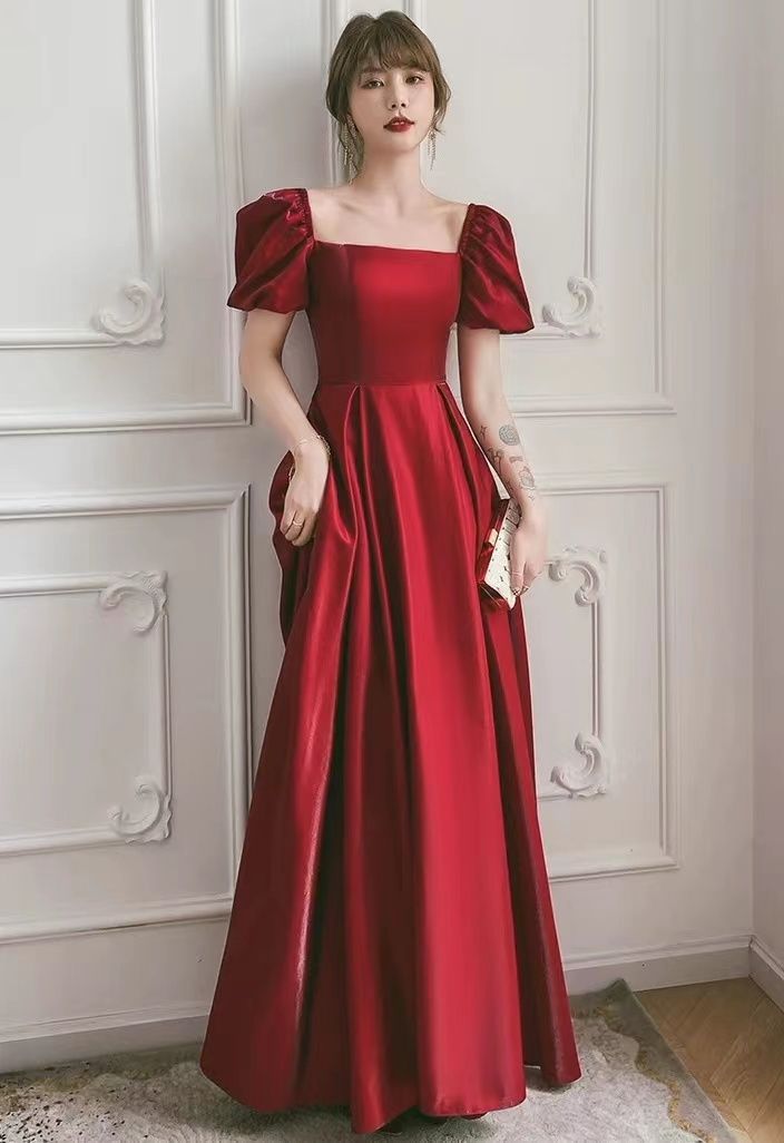 Escape princess dress, satin square collar party dress,red evening dressMaterial:satinColor:as picture or custom colorNeckline:off shoulderBack details:zipper or bandageStyle:pricessDress type:A-line<p>Features:square neck</p><br/><p>Customized service and Rush order are available.</p><br/><p>This dress could be custom made, there are no extra cost to do custom size and color.</p><br/><p>Please leave your phone number for shipping when Red Modest Satin Dress, Satin Dress Square Neck, Red Satin Dress With Sleeves, Princess Type Dress, Square Neck Evening Dress, Satin Gowns With Sleeves, Red Dress Square Neckline, Long Elegant Satin Dresses, Red Satin Long Dress