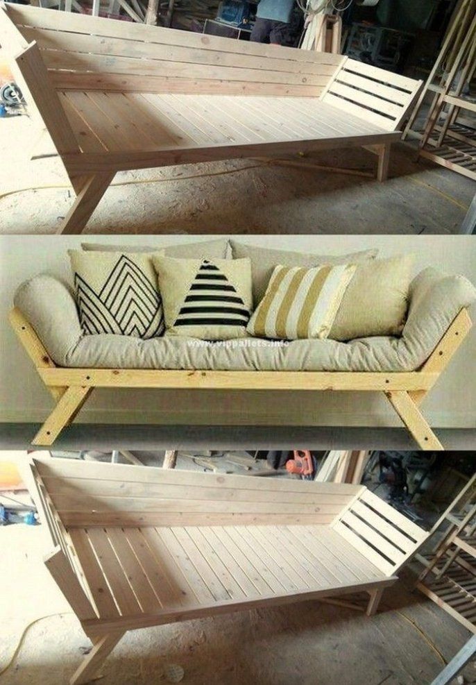 two pictures of a couch made out of wooden pallets and some pillows on it