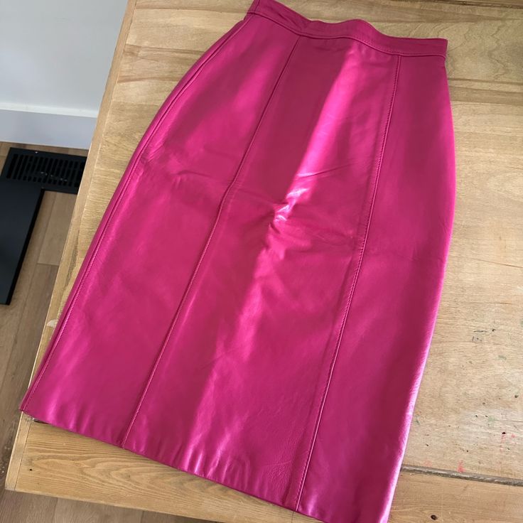 Excellent Vintage Condition!! Buttery Soft Leather. Please Review Measurement Pictures For Sizing! Says Size 6, But I Feel It Is Closer To A 4 Today. Pink Pencil, Pink Pencil Skirt, Leather Pencil Skirt, Pencil Skirts, Feel It, Soft Leather, Pink Ladies, Pencil Skirt, Hot Pink