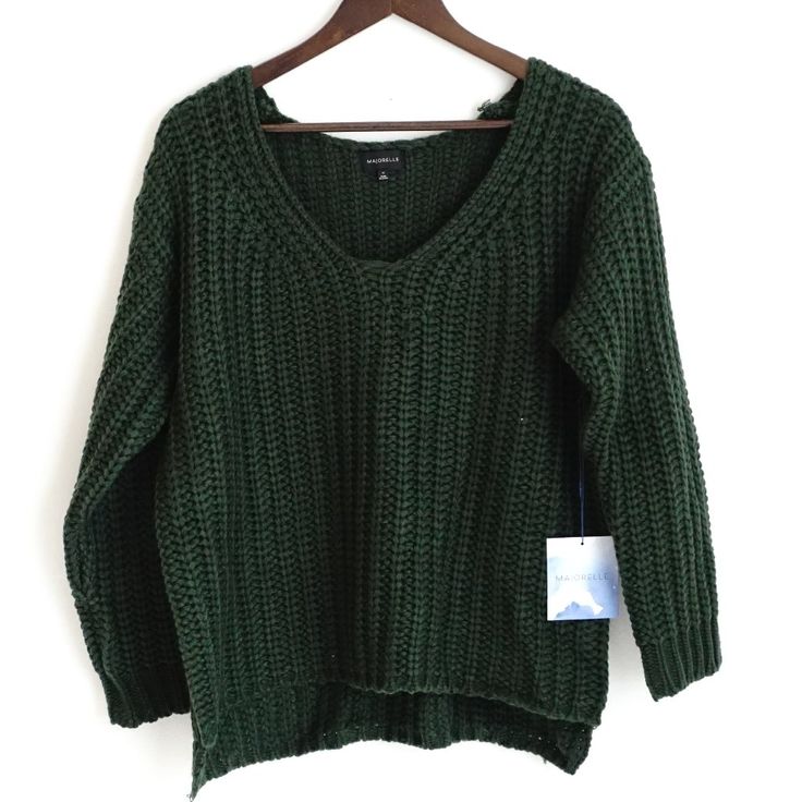 Very Nice Quality, Dark Green V-Neck Sweater From Revolve. Chunky Knit, And Oversized. Can Also Be Worn Off The Shoulder! New With Tags Attached. Size Xs. Oversized Fit. Hole Knit Sweater Outfit, Winter V-neck Open Knit Top, Oversized Green V-neck Sweater, Green Knit V-neck Sweater, Fall Chunky Knit V-neck Sweater, Casual V-neck Cropped Sweater For Winter, Winter Cable Knit V-neck Cropped Sweater, Cozy Green V-neck Sweater, Oversized V-neck Cozy Cropped Sweater