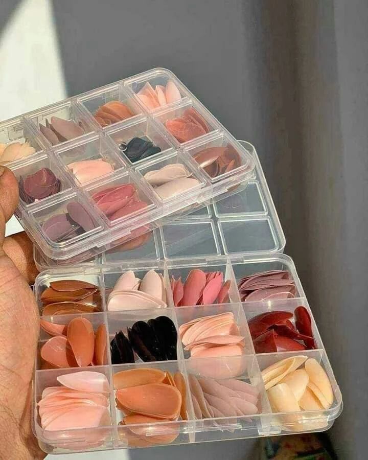 144 PCs Colorful Nail Box 🎁 Size: Standard Price :850 without delivery charges • Material: ABS Plastic • Product Feature: Nail Shaper • Package Includes: 144 x Fake Nails • Note: Before using any new cosmetic product, perform a patch test on a small skin area. Verify ingredients for allergies and follow package warnings and directions. . . . DM or Comment for price and order 🛍️ Cash on delivery Available all over Pakistan 🇵🇰 Return allowed within 7 days 😊 Check parcel 📦 then pay . ... Feature Nail, Nails Box, New Cosmetics, Sketches Easy, Nail Glue, Artificial Nails, Purple Nails, Blue Nails, Glue On Nails