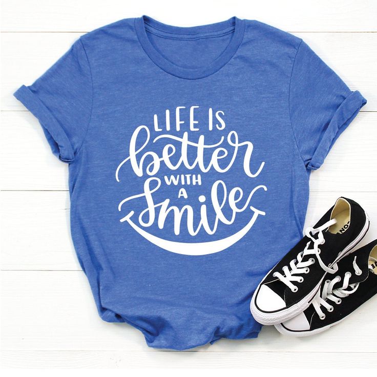 Life is Better with a Smile / Happiness Shirt / Teacher Shirts / Mom Shirts / Motivational Shirts / Positive Shirt by CounselorMomDesigns on Etsy Positive T Shirts Design, Positive Shirts For Women, Inspirational T Shirts For Women, Motivational T Shirts, Positive T Shirts, Office Morale, Cricut Clothing, Positive Shirts, Motivation Tshirt