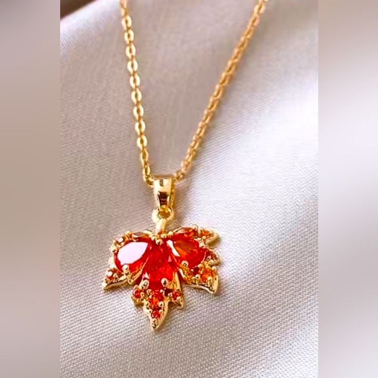 Golden Maple Leaf Pendant Zirconia Inlaid Necklace - Perfect For Fall See Closet For Matching Earrings And Matching New T-Shirt. Flame Necklace, Perfume Locket, Heartbeat Necklace, Paper Beads Necklace, African Paintings, Autumn Necklace, Candy Necklaces, Fabric Necklace, Book Jewelry