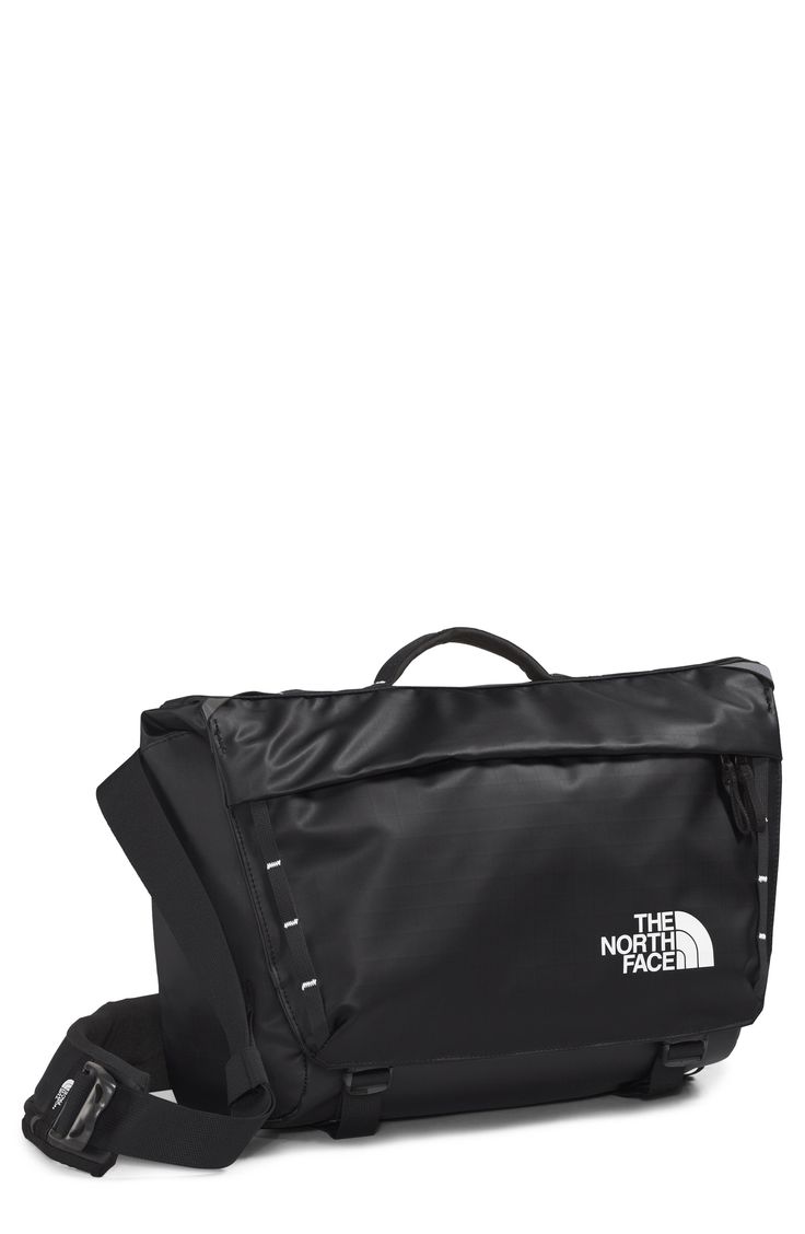 the north face messenger bag in black