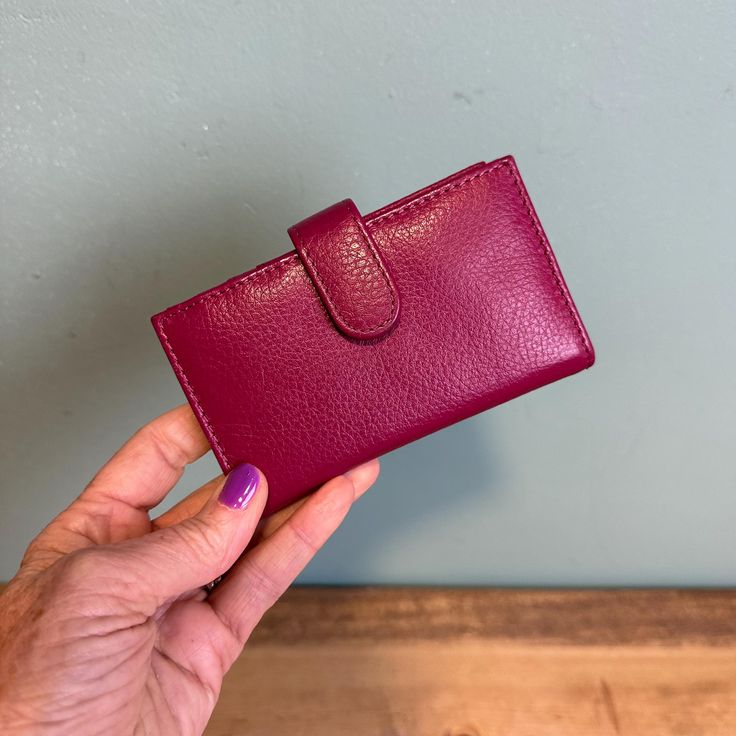 vintage wallet  snap closure  genuine leather  ID holder  lots of room for credit cards  like new Vintage Wallet, Red Card, Clip Wallet, Money Clip Wallet, Id Holder, Burgundy Red, Credit Cards, Card Wallet, Purse Wallet