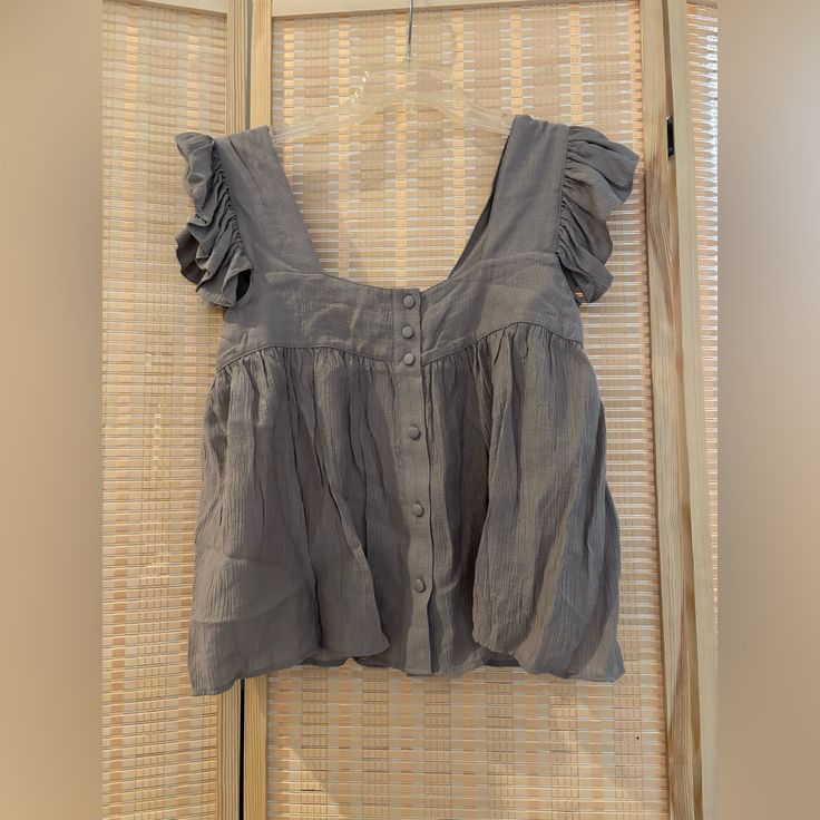 Grey Ruffled Sleeve Top. Only Worn Once To Try On. Nwot. No Flaws. Super Cute For Spring/Summer! Ruffled Sleeve Top, Zara Tops, Try On, Sleeve Top, Spring Summer, Super Cute, Zara, Womens Tops, Fashion Outfits