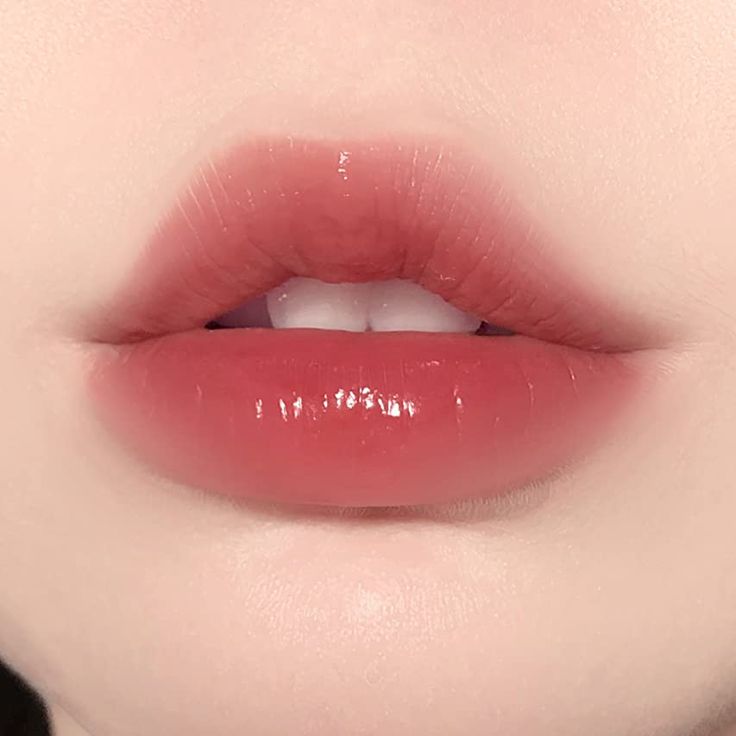 Makeup Bibir, Makeup Ala Korea, Korean Lips, Smink Inspiration, Juicy Lips, Perfect Lips, Beauty Goals, 인물 드로잉, Beautiful Lips