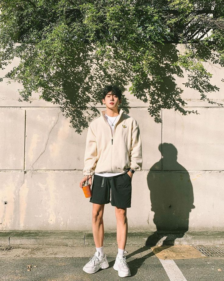 Korean Men’s Summer Fashion, Asian Guy Outfits Summer, Asian Streetwear Men Summer, Summer Outfit Korean Men, Korean Poses Photo Ideas Men, Korean Mens Fashion Summer, Japan Summer Outfits Men, Asian Men Summer Outfit, Korean Men Summer Fashion