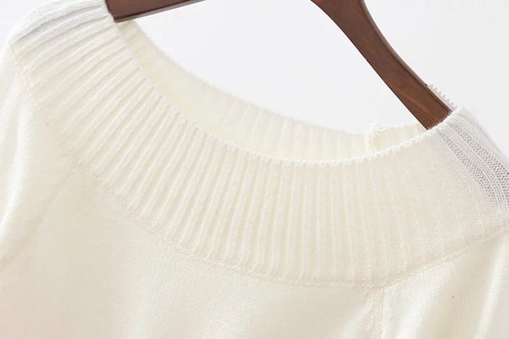 Main fabric composition: cotton Version: Straight type Sleeve length: long sleeve Popular elements: stitching size: Bust 88cm Length 55cm Sleeve Length 63cm Small Bows, Beige Sweater, Knitted Pullover Sweaters, Knitted Pullover, Pullover Sweater, Bow Tie, Pullover Sweaters, Stitching, Composition