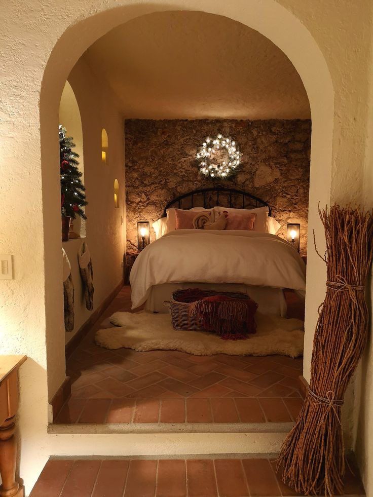 Cozy Spanish Bedroom, Interior Mexican Style, Spanish Bedroom Ideas Mexico, Spain Bedroom Decor, Spaniard Style Bedroom, Spanish Home Bedroom, Dream House Mexican Style, Mediterranean Home Bedroom, Spanish Styled Bedrooms