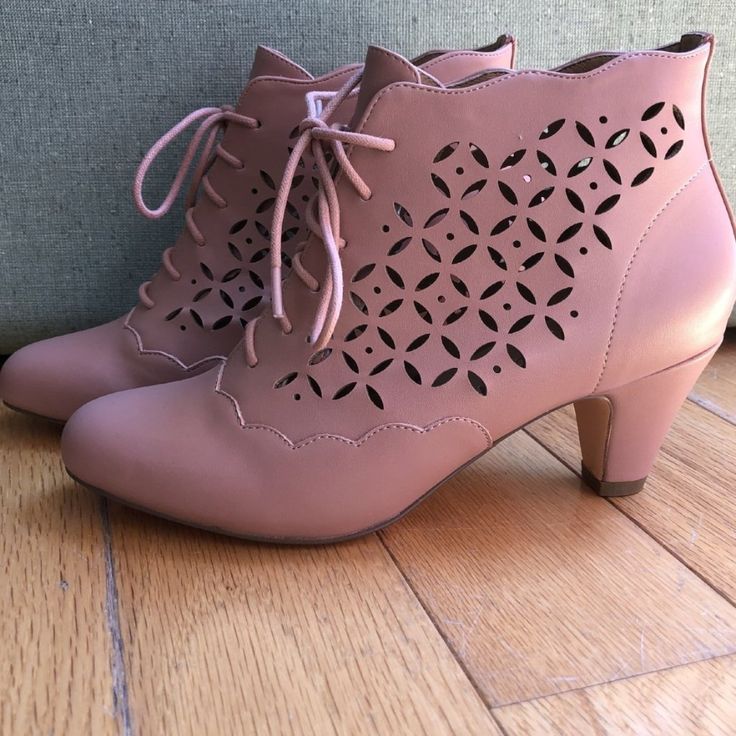 The Cutest Nude Pink Bootie To Pair With Dresses Or Tunics And Skinnies! Cut Out Illusion Detail Lace-Up 2.5” Heel Chelsea Crew Shoes, Nude Pink, Shoes Heels Boots, Tunics, Bootie, The Cutest, Shoes Women Heels, Pink Color, Heeled Boots