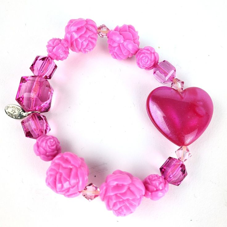 Heart Roses, Tarina Tarantino, Rosé Heart, Everything Pink, Pink Beads, Heart Beads, Bracelets And Charms, Open Box, Stretch Bracelet