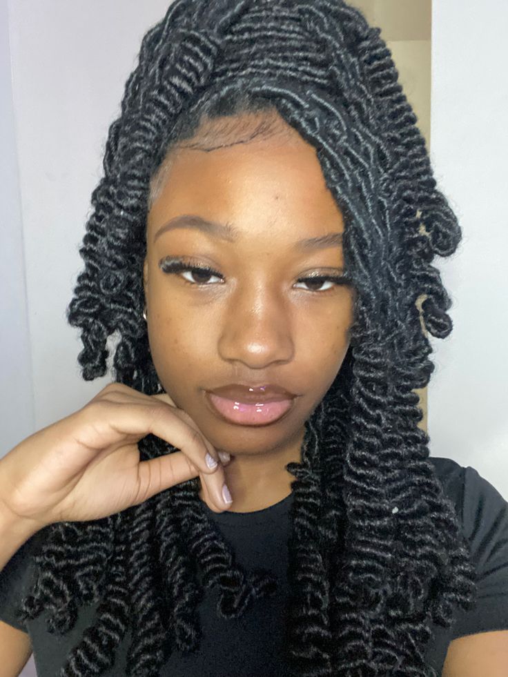 Invisible locs, rope twist, locs, soft locs, black girl, black girl hairstyles, half up half down, lashes, lip gloss Half Up Half Down Invisible Locs, Soft Locs Rope Twist, Soft Locs With Barrel Twists, Soft Locs Two Strand Twist, Soft Locs Claw Clip, Invisible Locs Half Up Half Down, Invisible Soft Locs, Soft Locs Hairstyles Ideas Ponytail, Faux Locs Half Up Half Down