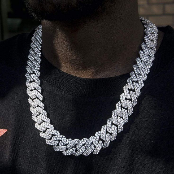 Custom-designed and molded, the 19mm Diamond Prong Link Choker is iced out in hand-set stones that will stand out from the pack. This exclusive piece is sure to upgrade any fit; it's the perfect drip. Boss up and flex with the GLD gang! This product is guaranteed for life - GLD will repair the item should you experience any defects in craftsmanship or breakage. Chain Specifications - Length: 16", 18", 20" & 22" - Width: 19mm - Weight: (Weight can vary +/- 5 grams) 14k White Gold Plated: - 18 Diamond Cuban Link Chain, Forever Products, Expensive Jewelry Luxury, Corporate Outfits, Wolf Pictures, Expensive Jewelry, Diamond Chain, Vermeil Jewelry, Custom Earrings