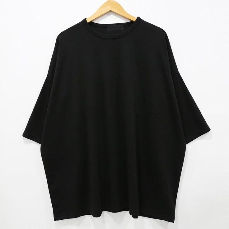 fb-feed Basic Black Oversized Tops, Black Oversized Basic Tops, Oversized Black Plain Top, Black Oversized Harajuku T-shirt, Oversized Washed Black Basic T-shirt, Black Cotton Harajuku Shirt, Oversized Black Techwear T-shirt, Black Stretch Plain T-shirt, Boxy Fit Washed Black Cotton T-shirt