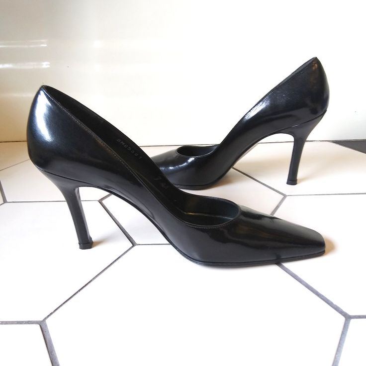 These Are A Brand New In Box, Vintage, Never Worn, Pair Of Stuart Weitzman Plunge Black Kid Stiletto Heels With Leather Upper And Leather Soles! They Are A Size 7 Aa And Come With All Original Packaging, Shoe Inserts, Lining Paper, Box And Even Shipping Box Direct From Stuart Weitzman In Ny. Heels Are Just Under 4". Made In Spain. Please See Pics For Details And Feel Free To Ask Any Questions! Elegant Fitted Court Shoes With 4-inch Heel, Elegant Business Heels With 4-inch Heel, Chic Formal Court Shoes With 4-inch Heel, Classic Formal Court Shoes With 4-inch Heel, Elegant Fitted Open Heel Heels, Sleek Fitted Open Toe Court Shoes, Open Heel Court Shoes With Padded Heel, Fitted High Heel Shoes With Leather Sole, Fitted Heels With Leather Sole For Work