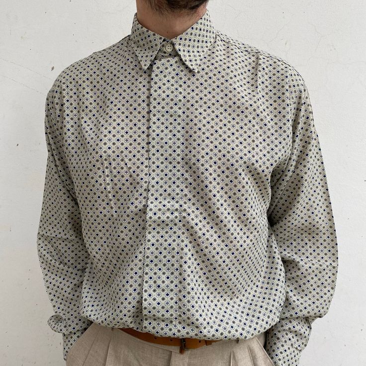 90s vintage patterned Columbus shirt Vintage shirt, still new, never worn Geometric patterned shirt with micro checked and diamond theme Slim fit shirt, in 100% viscous Cut on international label S Recommended size with international correct fitting M - European 42 - Italian 46 The guy in the picture is 1.82m tall and wears the Italian size 46/European 42/international M (correct fitting) Measurements in cm: shoulders forty-9 chest ( pit- pit ) 54 length 74 sleeve 58 Vintage shirt in excellent c Classic Patterned Business Shirt, Classic Patterned Top For Formal Occasions, Classic Long Sleeve Patterned Shirt, Printed Long Sleeve Shirt For Formal Occasions, Formal Long Sleeve Printed Shirt, Classic Patterned Long Sleeve Shirt, Patterned Collared Shirt For Workwear, Patterned Long Sleeve Shirt For Business, Patterned Long Sleeve Business Shirt