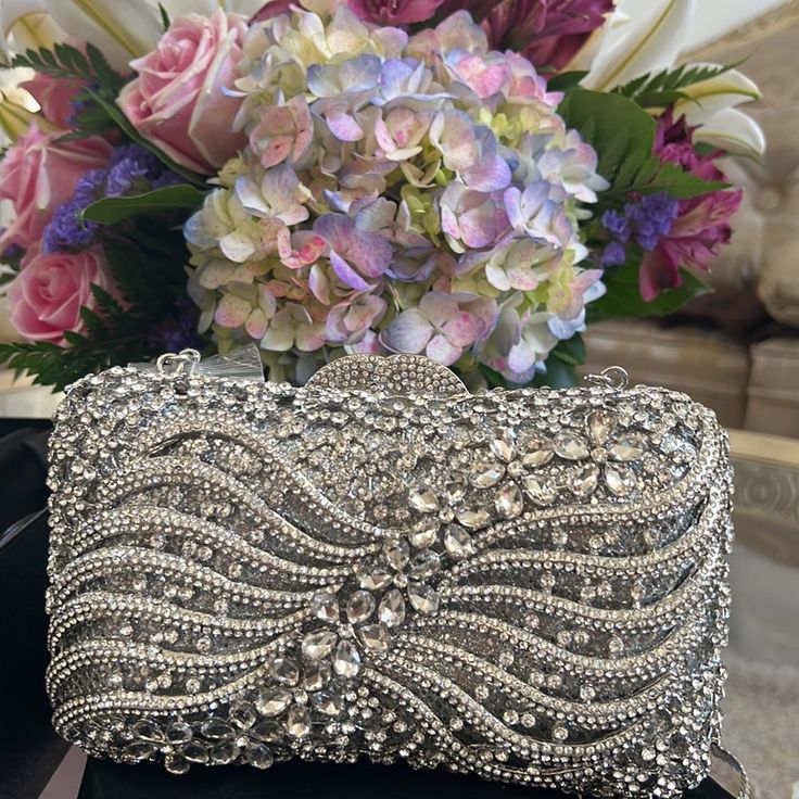 Perfect Clutch Bag For Evening Gala. One Of A Kind And Beautifully Made Bag Luxury Handheld Clutch With Removable Pouch, High-end Rectangular Clutch For Formal Occasions, High-end Rectangular Clutch For Formal Events, High-end Formal Rectangular Clutch, High-end Evening Clutch With Dust Bag, Luxury Formal Shoulder Bag Pouch, Luxury Silver Clutch With Removable Pouch, Designer Rectangular Pouch For Evening, High-end Evening Pouch Bag