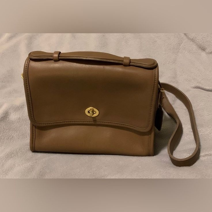 Rare Vtg Nwt Coach “Court” Leather Handbag, “Taupe,” W/Adjustable Strap ***Personally Purchased 10/12/1996, At Coach Warehouse Sale, Reading, Pa, But Never Used It. This Is Not Refurbished! Fs Marking Indicates “Factory Sale/Final Sale” (As Was Told Day Of Purchase). Features Authentic, Genuine Coach Brand “Court” (Style No. 9870) “Taupe” Cross Body Bag Glove-Tanned Leather Unlined Suede Interior Inside Zipper Pocket Front & Back Open Pockets Foldover Flap W/Turnlock Closure Coach Hangtag On Cha Vintage Rectangular Flap Bag With Gold-tone Hardware, Vintage Brown Flap Bag With Top Handle, Vintage Rectangular Flap Bag With Detachable Handle, Classic Beige Flap Bag For Formal Occasions, Vintage Satchel Flap Bag With Detachable Handle, Classic Travel Flap Bag With Detachable Handle, Classic Flap Bag For Daily Use, Classic Shoulder Bag With Detachable Handle, Vintage Shoulder Flap Bag