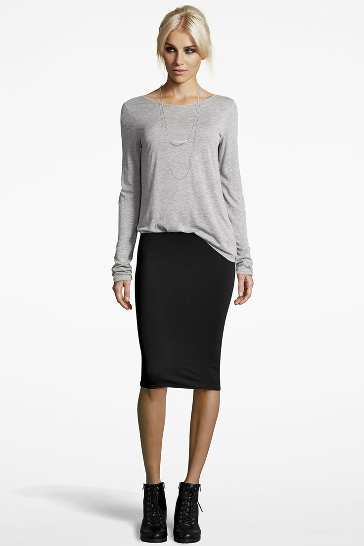 Lexi Midi Jersey Tube Skirt at boohoo.com Black Pencil Skirt Outfit, Skirt Diy, Pencil Skirt Outfits, Grey Skirt, Skirt Pencil, Rock Outfit, Tube Skirt, Skirt Denim, Looks Black