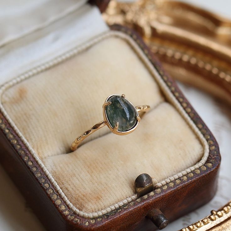 Green Agate Ring, Handmade Gold Ring, Tree Ring, Agate Engagement Ring, Moss Agate Ring, Cabochon Ring, Handmade Jewelry Gift, Green Agate, Agate Ring