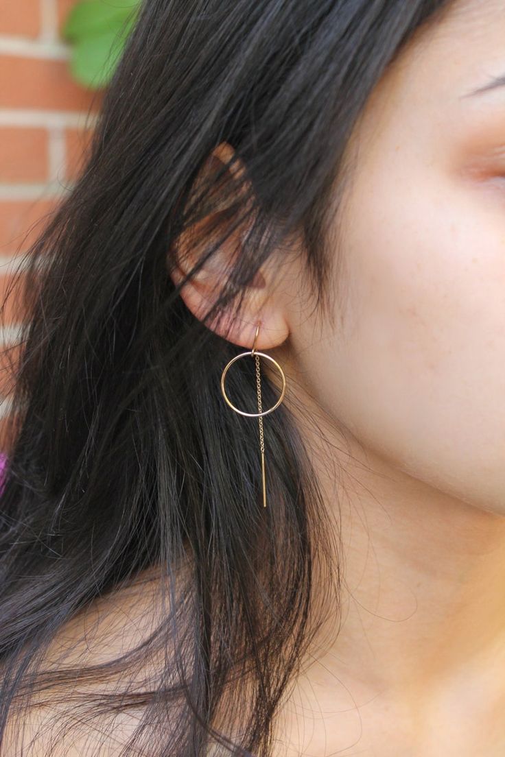 Multiple Dangling Earrings, Earings Design Modern, Ear Aesthetic, Everyday Earrings Simple, Earring Stacks, Hot Earrings, Drop Earrings Simple, Embossed Jewelry, Earrings Dangle Simple