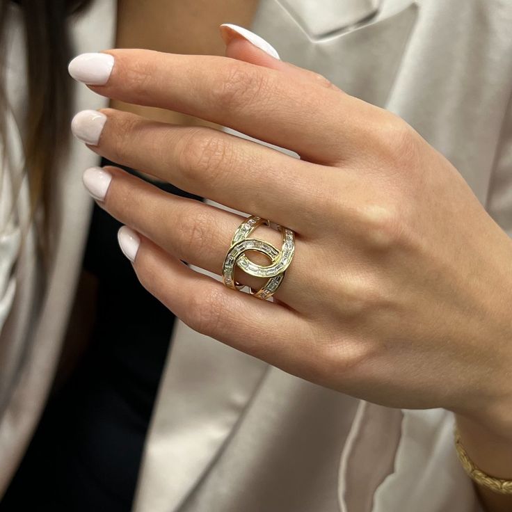 This Wide Diamond Fancy Statement Ring Is Crafted In 18k Yellow Gold And Encrusted With Baguette Cut Sparkling Diamonds In Channel Setting. Total Diamond Weight: 3.17 Carats. Diamond Quality: G-H Color And Vs-Si Clarity. Ring Size: 6.5. Ring Width: 16 Mm. Total Weight: 7.65 Grams. Comes With A Presentable Gift Box. Id: 01359 Luxury Open Diamond Ring For Everyday, Luxury White Diamond Ring With Baguette Diamonds, Luxury White Baguette Diamond Ring, Dazzling Baguette Diamond Ring, Luxury White Diamond Open Ring, Luxury Rings With Baguette Diamonds And Cubic Zirconia, Designer Rings With Brilliant Cut For Everyday Luxury, Dazzling Rings For Everyday Luxury, White Rings With Diamond Accents For Everyday Luxury