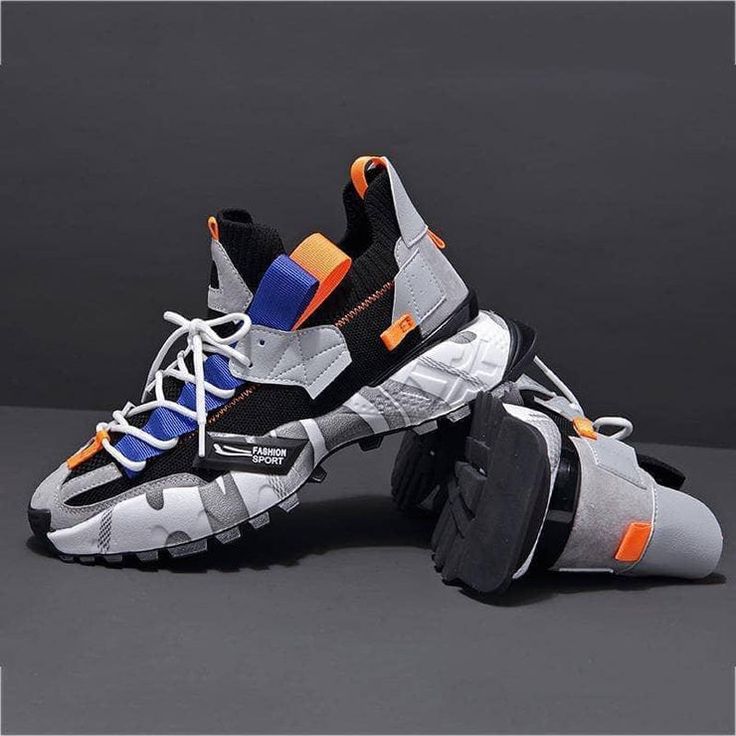 Low Cut Shoes, Hiking Training, Baskets Nike, Nike Shoes Outlet, Beige Shoes, Shoes Outlet, Nike Huarache, Special Price, Shoe Game