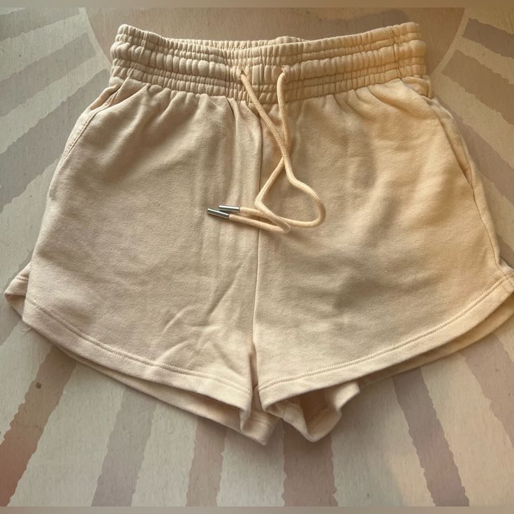 High Waisted Shorts With Drawstring And Pockets - Washed Never Worn- Xs- Perfect Condition H&m Relaxed Fit Shorts For Spring, H&m Relaxed Fit Spring Shorts, H&m Short Bottoms With Elastic Waistband, H&m Bottoms With Built-in Shorts, H&m Cotton Bottoms With Short Length, H&m Elastic Waistband Short Bottoms, H&m Shorts With Elastic Waistband, H&m Cotton Bottoms In Short Length, H&m High-waisted Cotton Shorts